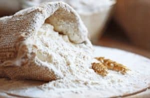 pan casero de harina con polvo de hornear